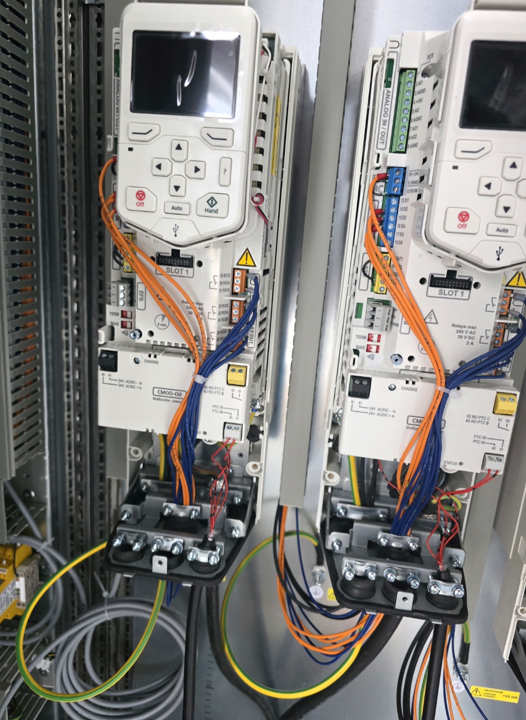 Geräteanschlüsse und Montage
